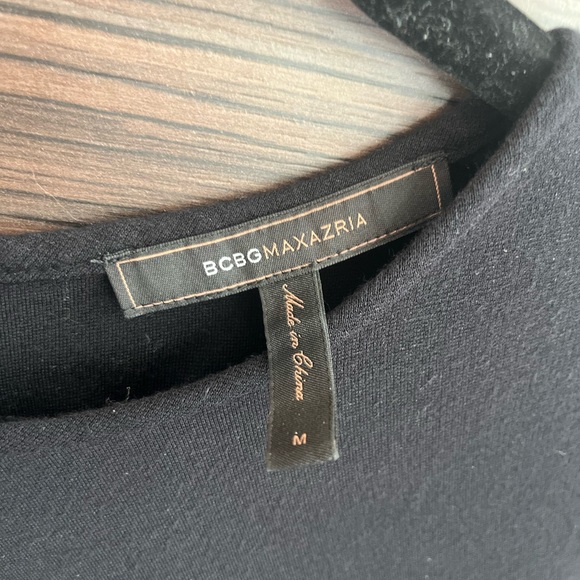 BCBG MaxAzria black top Sz M - Picture 2 of 6